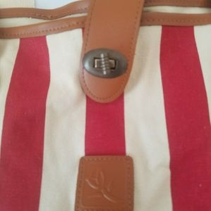 White /red stripe vintage handbag